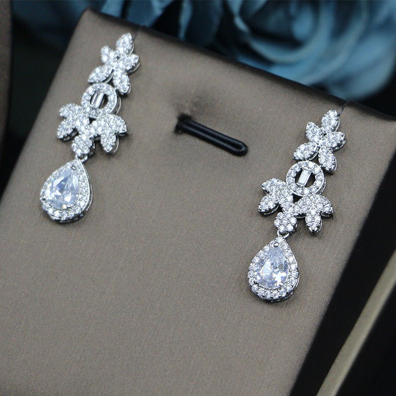 Women's Fashion Ornament